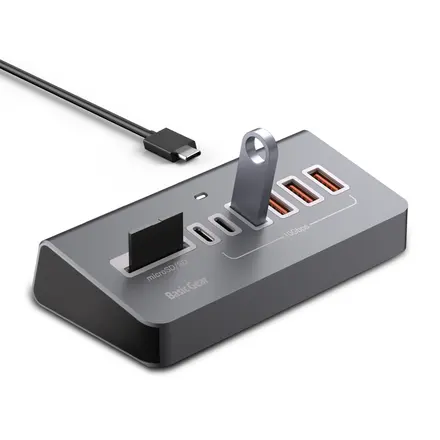 베이직기어 버티컬 8in1 C타입 10Gbps USB 멀티허브